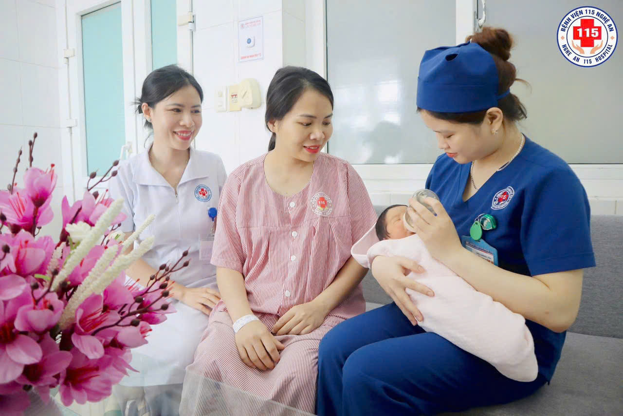 Khuyến cáo của WHO về chăm sóc sau sanh cho mẹ và bé